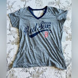 Boston Red Sox NWT Gray V-Neck T-Shirt • XL